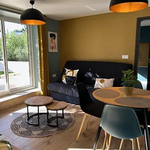 Appartement Proche Hopital, Jardin Privatif, La Tronche (Isere)